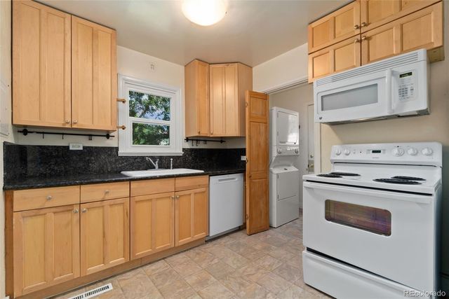 2475 S Gilpin Street, Denver, CO 80210