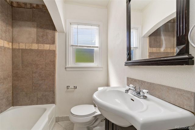 2475 S Gilpin Street, Denver, CO 80210