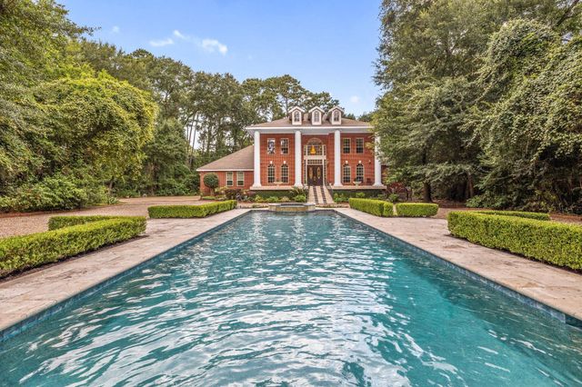 13107 Mansion Court, Cypress, TX 77429