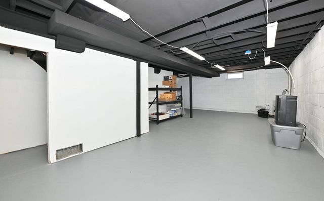 3553 S 1st PLACE, Milwaukee, WI 53207