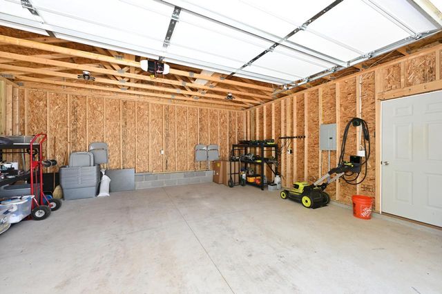 3553 S 1st PLACE, Milwaukee, WI 53207