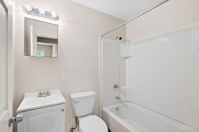 10023 Crusader Drive, Colerain Twp, OH 45251