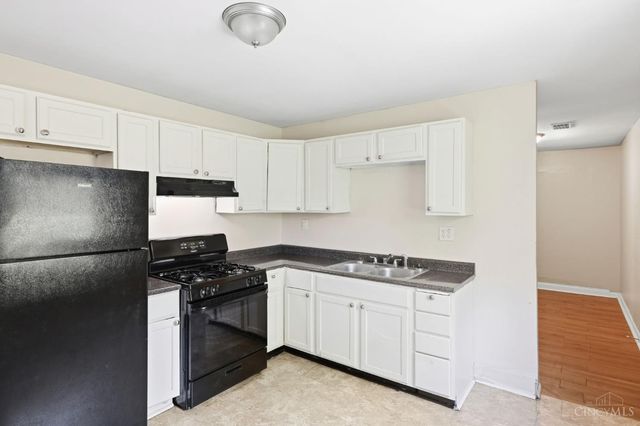10023 Crusader Drive, Colerain Twp, OH 45251