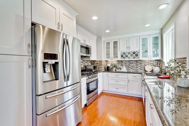 22054 Hibiscus Drive, Cupertino, CA 95014