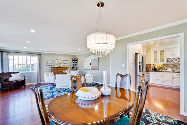 22054 Hibiscus Drive, Cupertino, CA 95014