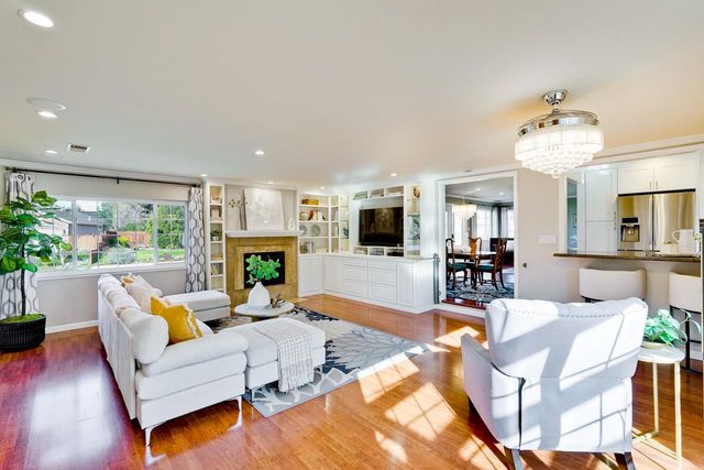 22054 Hibiscus Drive, Cupertino, CA 95014