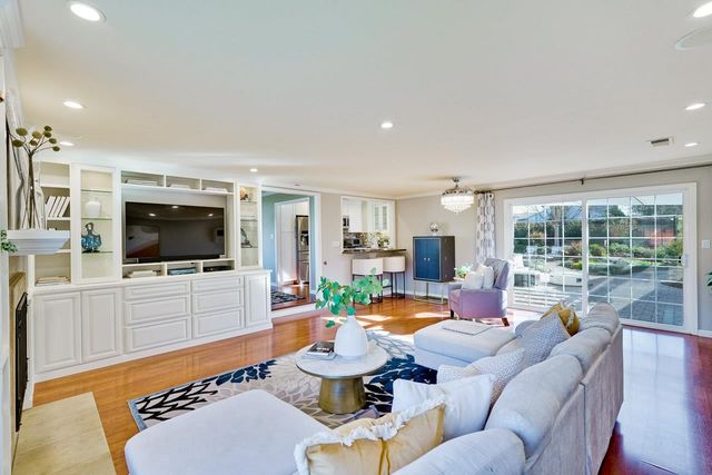 22054 Hibiscus Drive, Cupertino, CA 95014