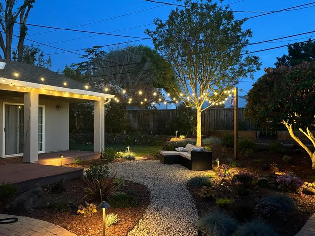 22054 Hibiscus Drive, Cupertino, CA 95014