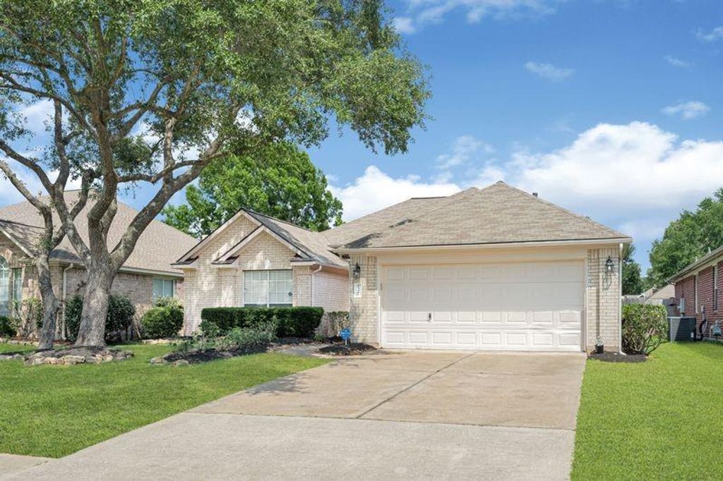 12106 Cyprus Field, Houston, TX 77070