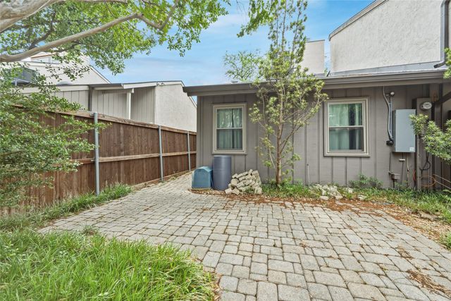 9319 Chimney Corner Lane, Dallas, TX 75243