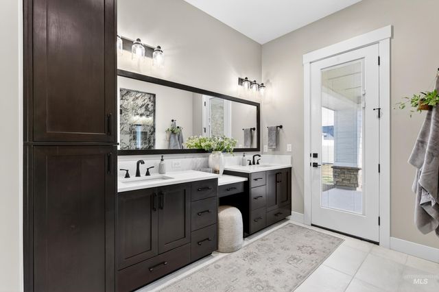 2918 N Starhaven Ave, Star, ID 83669