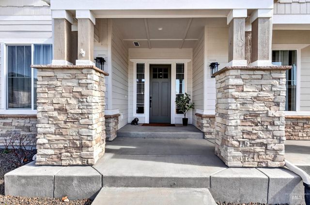 2918 N Starhaven Ave, Star, ID 83669