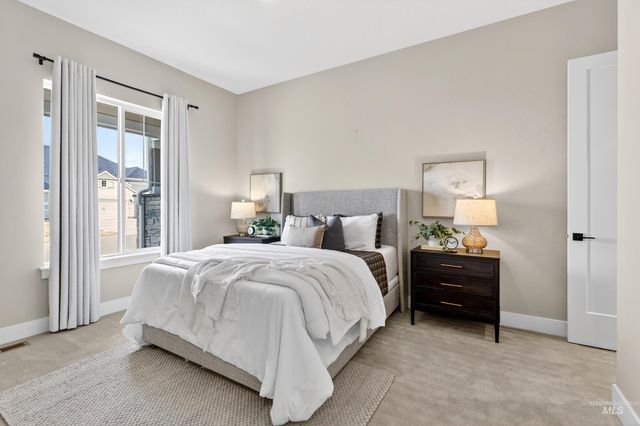 2918 N Starhaven Ave, Star, ID 83669