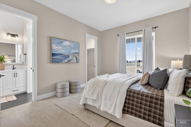 2918 N Starhaven Ave, Star, ID 83669