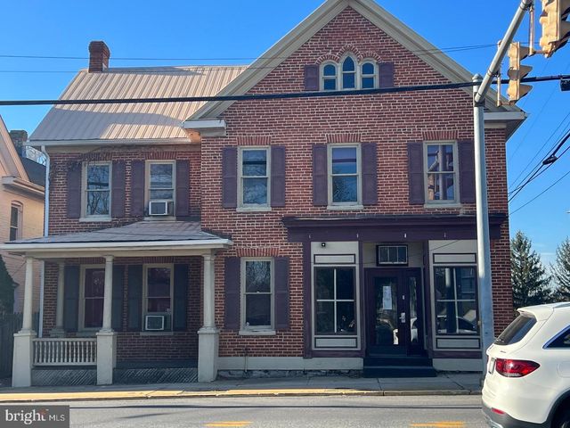 824 N QUEEN ST, Martinsburg, WV 25404