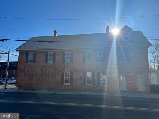 824 N QUEEN ST, Martinsburg, WV 25404