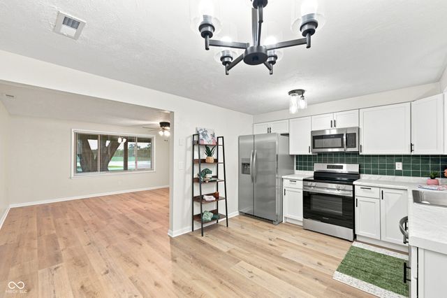 101 Cottonwood Drive, Anderson, IN 46012