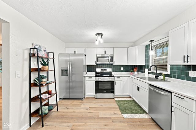 101 Cottonwood Drive, Anderson, IN 46012