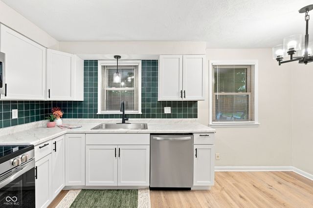 101 Cottonwood Drive, Anderson, IN 46012