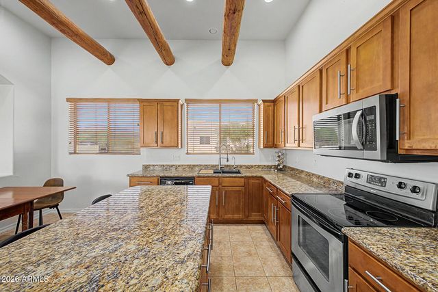 1120 E CIRCLE MOUNTAIN Road, New River, AZ 85087