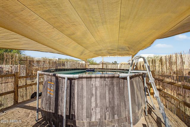 1120 E CIRCLE MOUNTAIN Road, New River, AZ 85087