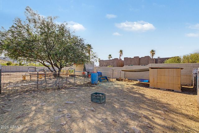 1120 E CIRCLE MOUNTAIN Road, New River, AZ 85087