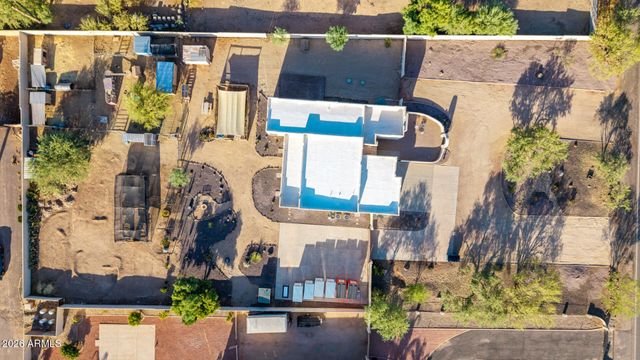 1120 E CIRCLE MOUNTAIN Road, New River, AZ 85087