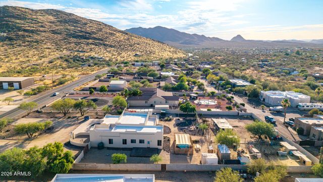 1120 E CIRCLE MOUNTAIN Road, New River, AZ 85087