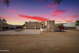 1120 E CIRCLE MOUNTAIN Road, New River, AZ 85087