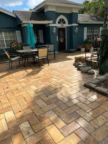 2098 Juana Road, Boca Raton, FL 33486