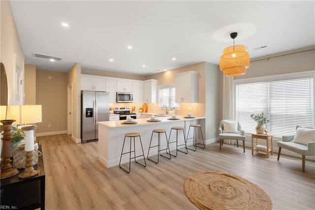 7400 Sinclair Way Ste A, Gloucester, VA 23061
