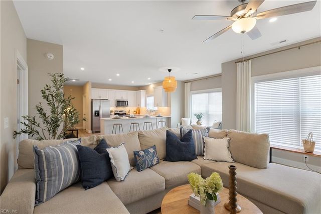 7400 Sinclair Way Ste A, Gloucester, VA 23061