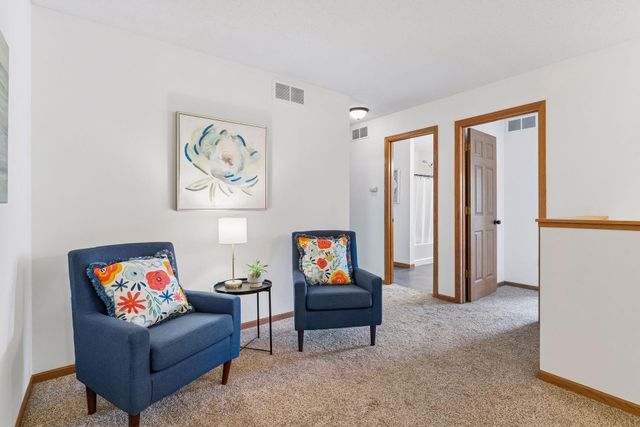 3440 Cherry Lane F, Woodbury, MN 55129