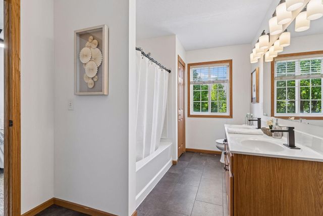 3440 Cherry Lane F, Woodbury, MN 55129