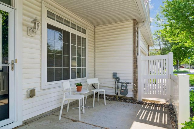 3440 Cherry Lane F, Woodbury, MN 55129