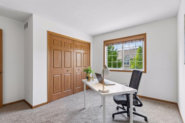 3440 Cherry Lane F, Woodbury, MN 55129