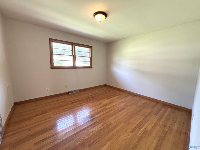 2103 Shannonhouse Road SW, Huntsville, AL 35803