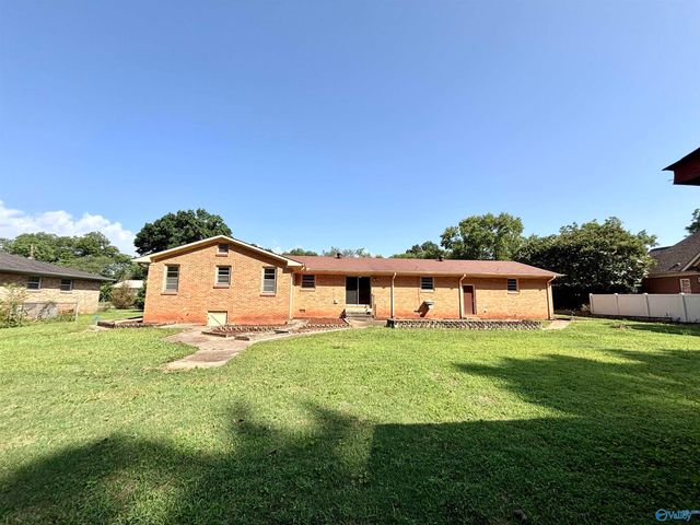 2103 Shannonhouse Road SW, Huntsville, AL 35803