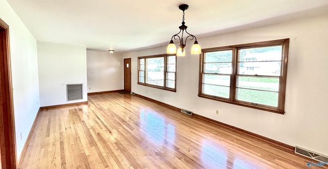 2103 Shannonhouse Road SW, Huntsville, AL 35803