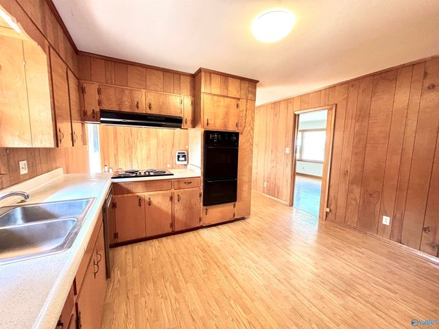 2103 Shannonhouse Road SW, Huntsville, AL 35803