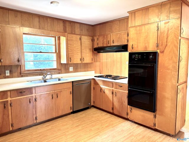 2103 Shannonhouse Road SW, Huntsville, AL 35803