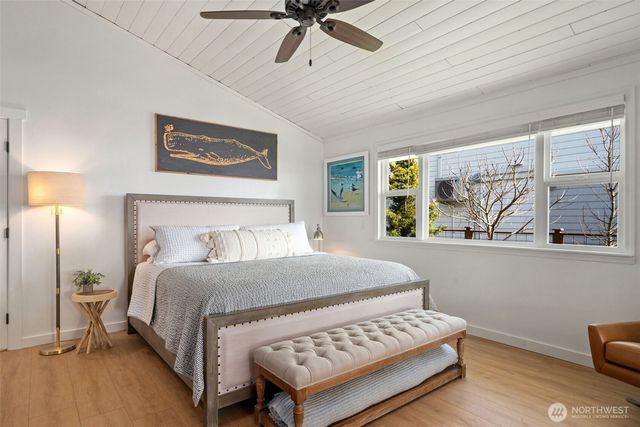 101 NE Lynnwood Loop, Belfair, WA 98528