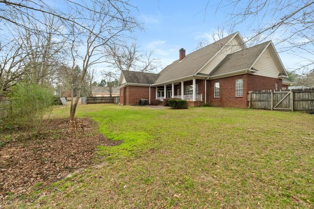 92 Highpointe Dr., Hattiesburg, MS 39402