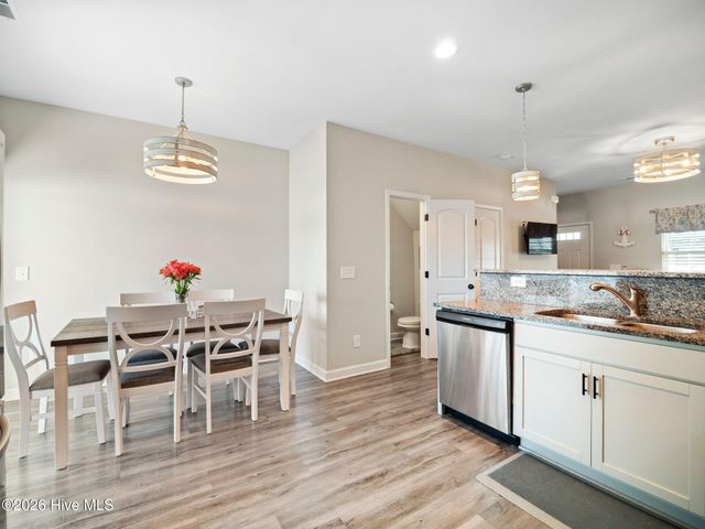 16 Outrigger Drive, Swansboro, NC 28584