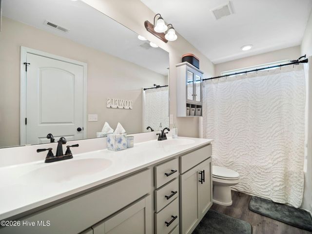 16 Outrigger Drive, Swansboro, NC 28584