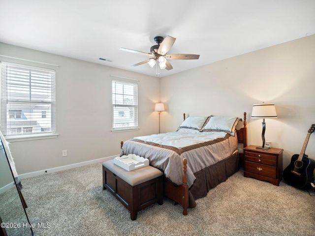 16 Outrigger Drive, Swansboro, NC 28584