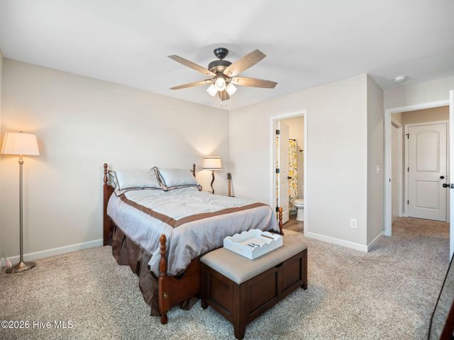 16 Outrigger Drive, Swansboro, NC 28584