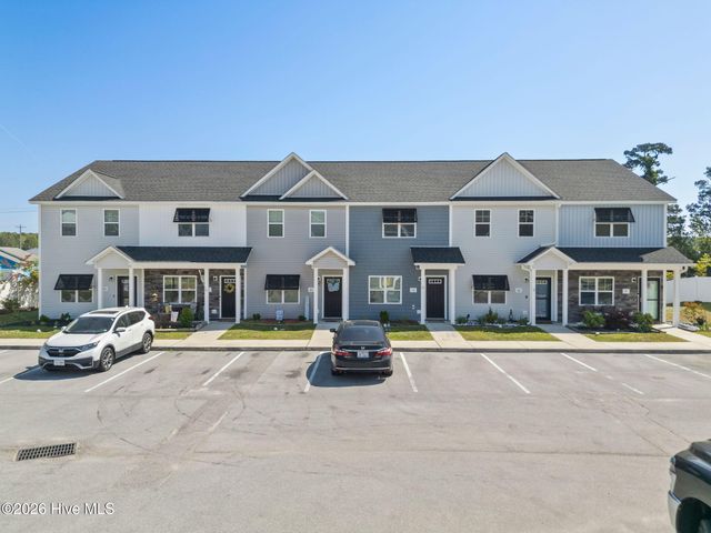 16 Outrigger Drive, Swansboro, NC 28584