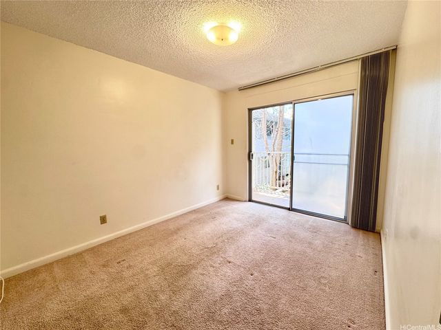 1036 Green Street 204, Honolulu, HI 96822