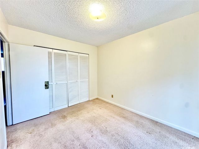 1036 Green Street 204, Honolulu, HI 96822